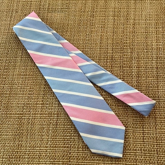 Brooks Brothers Silk Tie - Picture 1 of 3